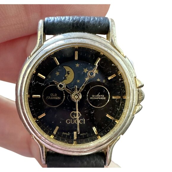 Vtg Gucci Quartz Moon Phase Watch Women’s Gold Tone Black Face Genuine Leather - Picture 1 of 4